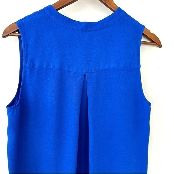 Madewell tank top with v-neckline, loose fitting, high low hemline - Picture 6 of 9